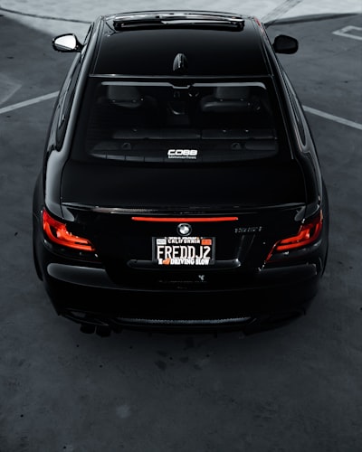 Sportiva Alcantara Nero — Progetto AutoPelle Italia